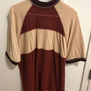 URBAN OUTFITTERS MESH OVER SIZED T SHIRT SMALL